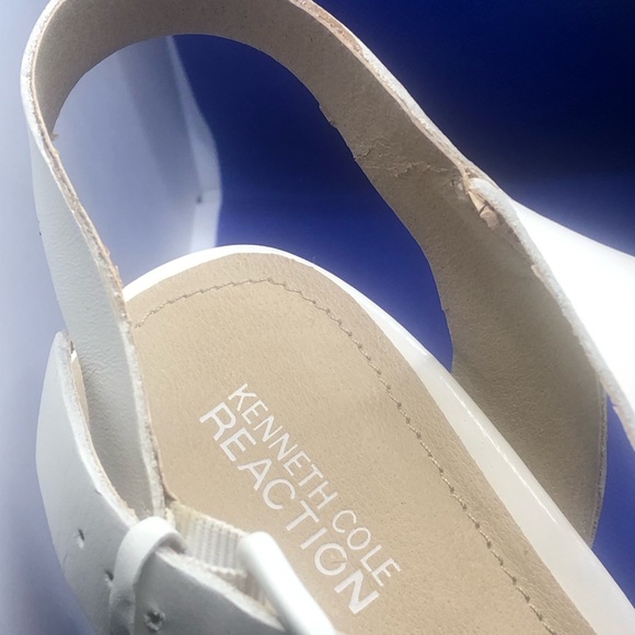 Kenneth Cole Reaction White Wedge Sandals - Picture 5 of 8